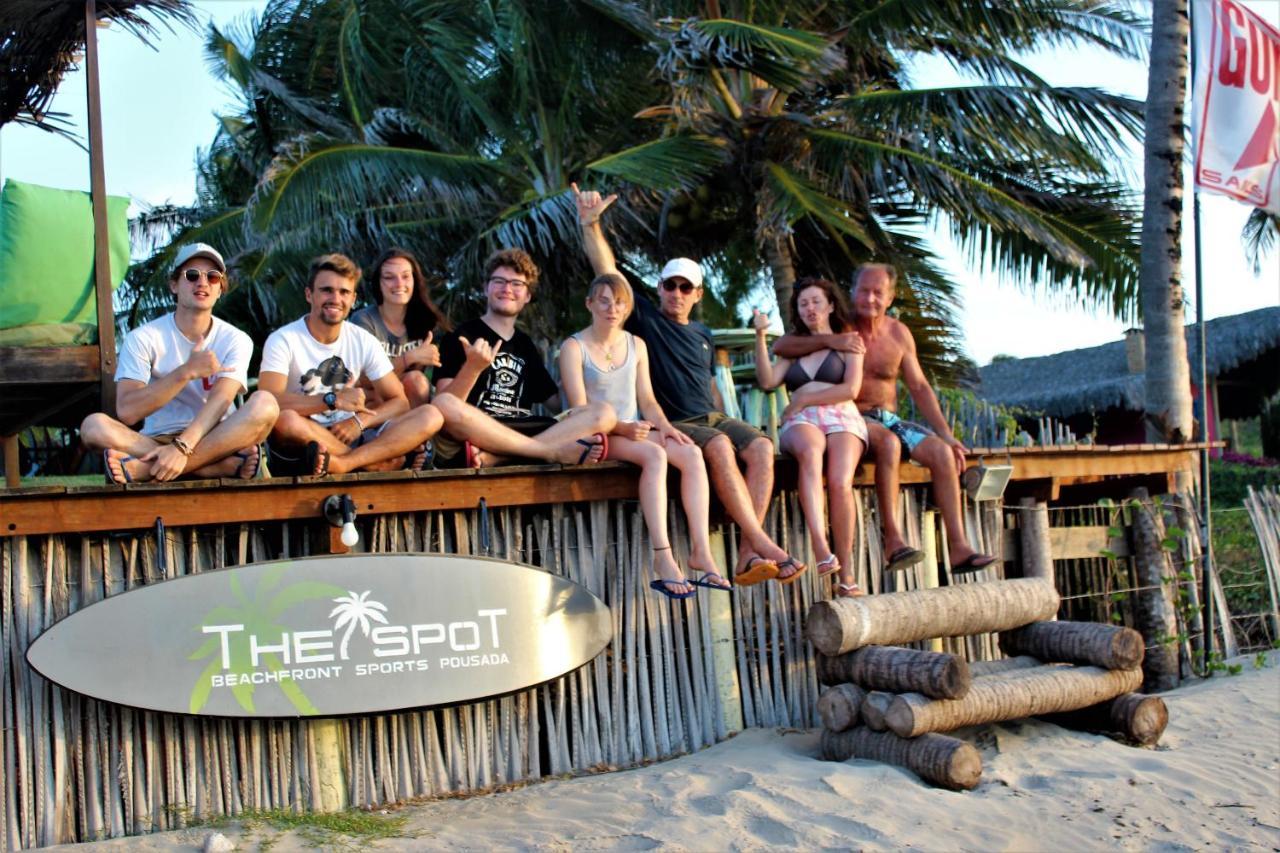 The Spot - Beachfront Sports Pousada Icaraí Exteriör bild